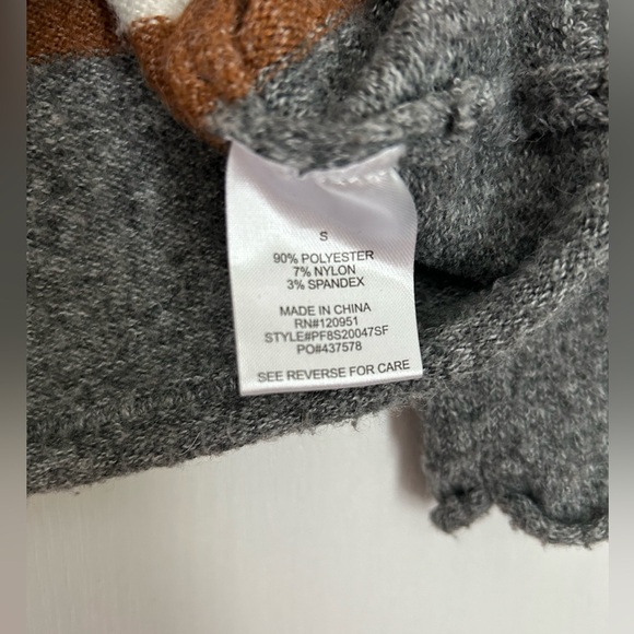 Stitch Fix Pinque Long Sleeve Grey, Rust, and Cream Sweater Size Small - Picture 6 of 7